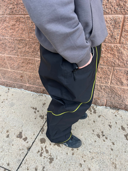 1/1 green line snowpants