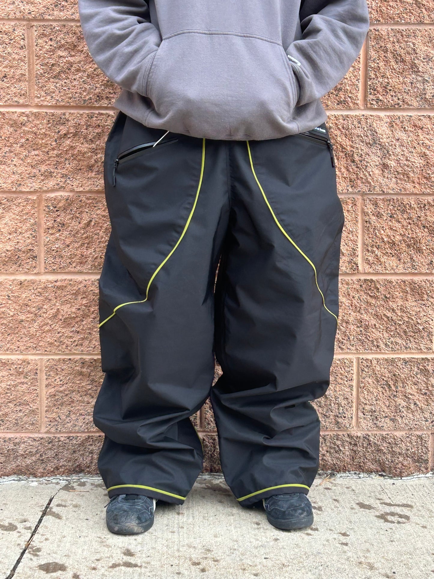 1/1 green line snowpants